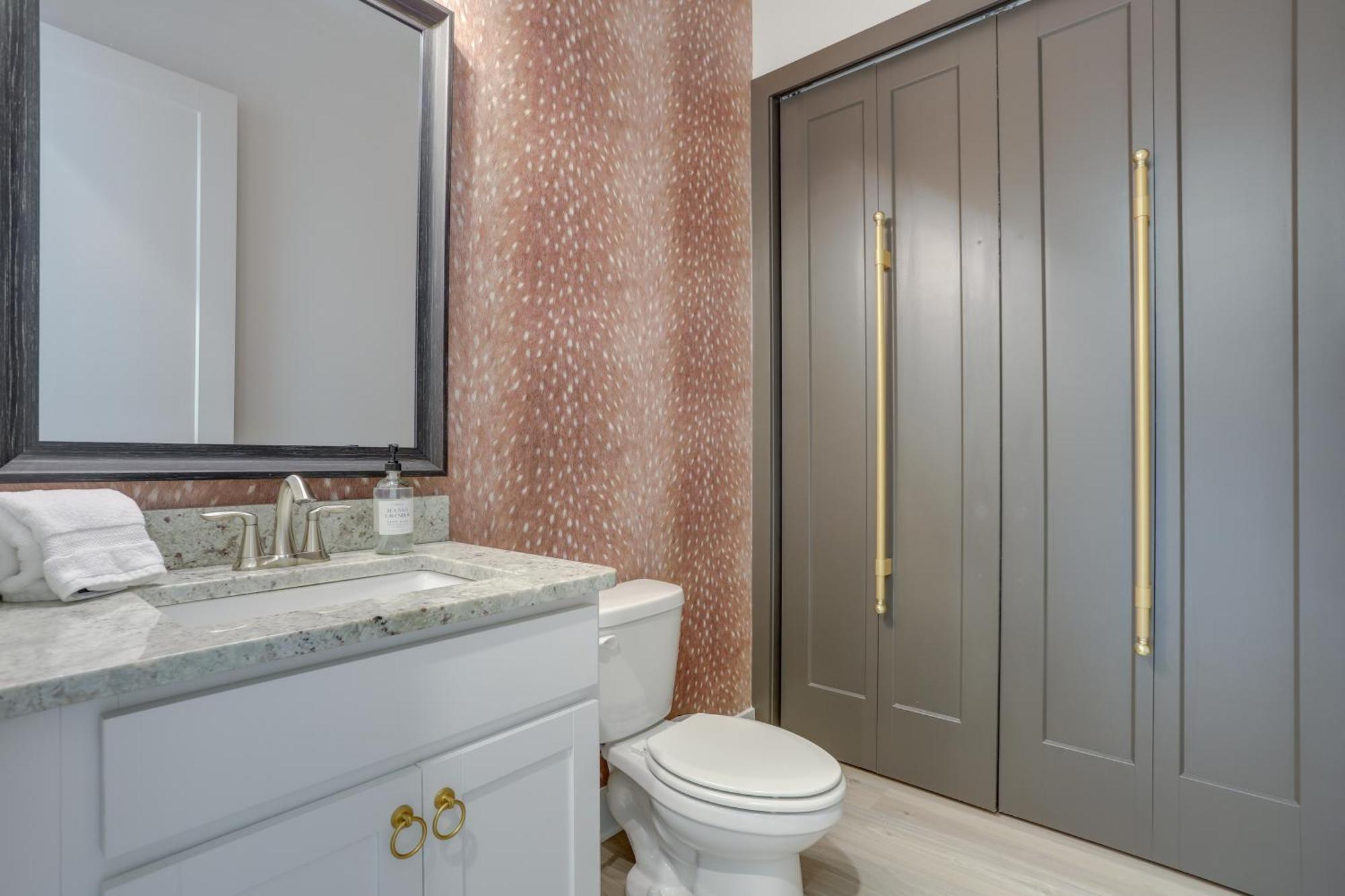 Modern And Luxe Lake Arrowhead Villa Near Marina! Canton Ngoại thất bức ảnh